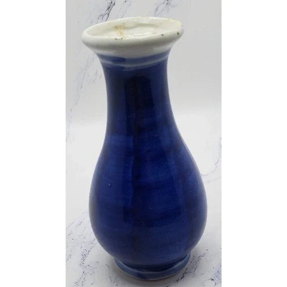 Small Porcelain Chinese Plum Blossom 4 Inch Handpainted Tulip Shaped Vase - Picture 3 of 6